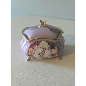 Ardleigh Elliott Purple Porcelain Musical Box Lena Lue’s Wings Of Love A0298